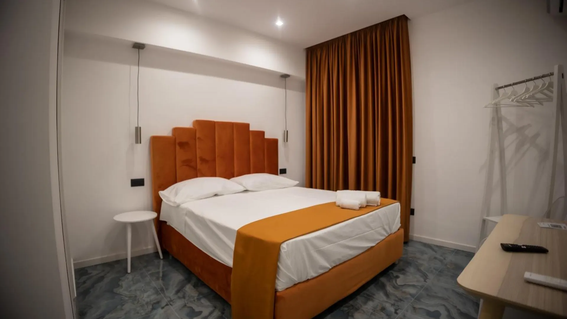 Fp Suite Naples Guest house